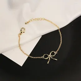 Länk armband enkel design ihålig båge armband elegant kvinnors bröllop guld färg händer kedja mode damer party charm smycken smycken