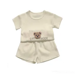 Sommarbarnflickor och pojkar Cothes Set Bowable Cotton Newborn Baby Clothing Kids Lounge Wear L230625