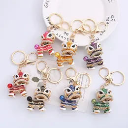 Crystal Rhinestone KeyChain Chinese Dance Lion Nyckelhållare Creative Ethnic Keyring Car Accessories Väskor Pendant Festival Gift