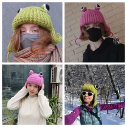 Cycling Caps Masks Neutral Lei Feng Hats Handmade Woman Crochet Funny Frog Pullover Hat Autumn And Winter Warm Windproof Ear Protection Hat 230621
