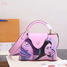 Topo Kalite Yeni Tasarımcı Pembe Güzellik Cüzdan Çanta Kadın Çanta Çanta Soho Çanta Disko Omuz Çantası Altın Sargızılı Messenger Çantalar Çanta 22cm 27 Cm