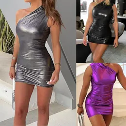 Robes décontractées Sexy soirée robe de soirée courte brillante élégante moulante femmes une épaule cou sans manches Slim Fit mode discothèque vêtements