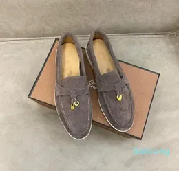 Sapatos Casuais Masculino Feminino Decoração Mental Chic Designer Luxo Sapatilhas Deslizamento em Solado Grosso Tênis