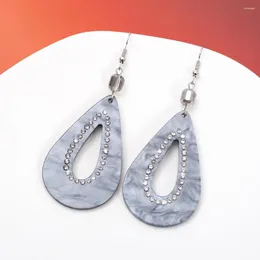 Kolczyki Dangle Fashion Water Print Inkryl Inkryl Rhinestone wydrążona kropla dla kobiet Temperament Lekka biżuteria dla dziewcząt