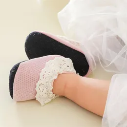 첫 워커 아기 캐주얼 신발 바닥 양말 어린이 실내 야외 메쉬 레이스 유아 부드러운 바닥 미끄럼 방지