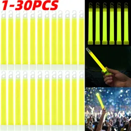 LED Işık Çubukları 6 inç LED Glow Sticks kancalı parlak floresan neon ışık tezahürat tüp bilezikler oyuncak Noel doğum günü düğün tedariki 230625