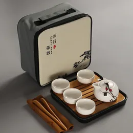 Spazzole per macinino da caffè Regalo da tè cinese Set da viaggio Kung Fu Teiera portatile Teaset in porcellana Gaiwan Strumento per tazze da cerimonia 230626