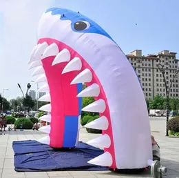 4,5 m/6m Anpassad design Uppblåsbar hajbåge med skarpa tänder för Park Entrance Welcome Decoration