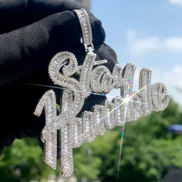 Charms arrivati Bling Iced Out Stay Humble Letters Pendenti pavimentati 5A Cubic Zirconia Collane per uomo Hip Hop Rapper CZ Jewelry 230626