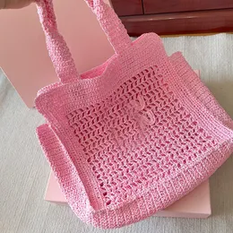 Brev tryckt halmvävd väska Kvinnor Designer Handväskor Utarbetande av tygpåsar Organisk bomullsfoder Summer Beach Bag Intern Zipper Pocket