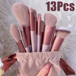 Strumenti per il trucco 13PCS Soft Fluffy Kabuki Foundation Brushes Set Cosmetici Blush Powder Eyeshadow Blending Brush Beauty 230627