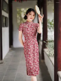 Etniska kläder traditionella kinesiska kvinnor flickor knäslängd qipao mode vintage retro mandarin krage kort ärm satin cheongsam klänning