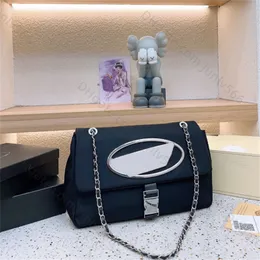 Luxury Designer Mężczyźni Kobieta Czarne torby torby łańcuchowe torby na ramieniu torby na ramię nylonowe torebki torebki swobodne