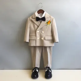 Anzüge für formelle Kleidung für Kinder, Set mit Blumenmuster, für Jungen, Hochzeit, erster Geburtstag des Babys, Kostüm für Kinder, zweireihiger Blazer, Hose, Fliege 230626