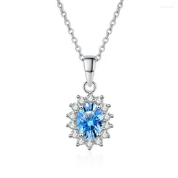 Kedjor 925 Sterling Silver Blue Oval 1Ct Moissanite Diamond Necklace Pendant Luxurious Fashion Woman Bride Be Aclaged Dinner Smycken