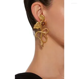 Kolczyki stadnorskie Rongho Vintage India Flower for Women Metal Snake Earring wisiorek Femme Brincos Ethnic Bijoux 2023 Got biżuteria