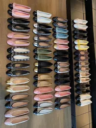 Lüks tasarımcı bale ayakkabıları kadın ayakkabıları düz dipli ilmek renk eşleştirme klasik büyük boy moda işyerinde çok yönlü pompalar loafer'lar