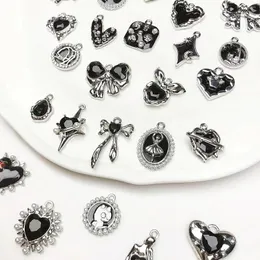 Breloques 5 pièces en alliage plaqué argent noir brillant pendentif bricolage rétro perles matériel collier bijoux accessoires
