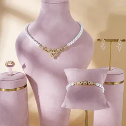 Halsbandörhängen Set Injuwelife Classic Pearl for Women Cubic Zirconia Jewelry Wedding Engagement Party Saudi Africa Nigeria Jewelle