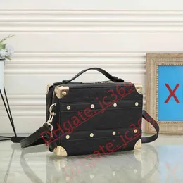 2023 Kare Kutu Çanta Tasarımcısı çantalar Makyaj çantası Zincir çanta Omuz Messenger Çanta Kare Kafes Perçin Kutu çanta Moda Klasik Kadın Hakiki Deri