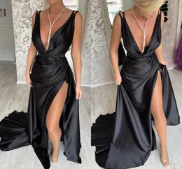 マーメイドセクシーなブラックウエディングドレスは女性用プラスサイズの深いVネックサテンハイサイドドレープドレーププリーツフォーマンイブニングバースデークラブパーティーページェントガウンマル