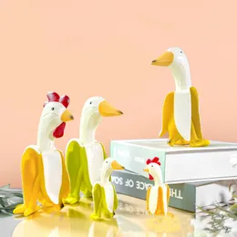 Decorative Objects Figurines Korean Creative Cartoon Banana Duck Ornament Resin Animal Cartoon Chicken Decoration Home Porch Decorations 230626