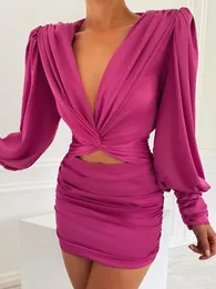 Casual Dresses Glamaker Sexig Deep V Neck Bodycon Dress Party Club Hollow Out Mini Elegant Winter Autumn Chic Lantern Sleeve Satin 221119