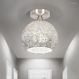 Lampy wiszące 1PC Kryształowe światło Nordic LED żyrandole metalowe aluminiowe lampa dekoracyjna Ochrona oka Kreatywna minimalistyczna dekoracje Lampara