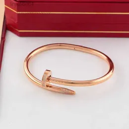 Bracciale di design L'oro 18 carati è tutto il processo di placcatura in lega che non sbiadisce mai e non è allergico all'amore per i gioielli 2ok3f{category}