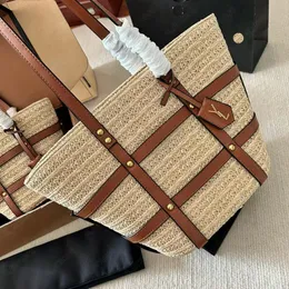 디자이너 가방 숙녀 통근 휴가 접시 바구니 쇼핑 가방 비치 가방 밀짚 짠 토트 백 라피아 직조