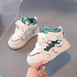 Sneakers jesienne dzieci Sneakers dziewczyny swobodny siatka solidne buty do biegania światło chłopcy dzieci bez poślizgu butę sportową mody botki śnieżne 230627