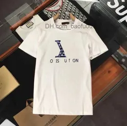 Erkek T-Shirt Yaz Erkek Kadın Tasarımcılar T Shirt Gevşek Büyük Boy Tees Giyim Moda Mans Casual Göğüs Mektubu Erkek Tişörtleri Z23628 Tops