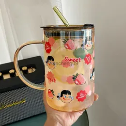 900 ml Kawaii Strawberry Glass Vattenflaska stor kapacitetskoppmugg tumlare bärbar med lock halm dricker mjölk te glas kopp l230620