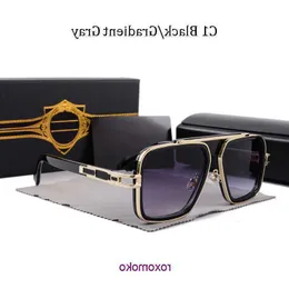 خمر النظارات الشمسية مربع المرأة النظارات الشمسية مصمم الأزياء ظلال فاخرة الإطار الذهبي UV400 التدرج LXN EVO DITA 95882 CO3H