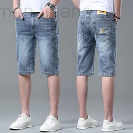 Mäns jeansdesigner 2023 sommar nya jeans, shorts, märke ljus lyxiga mellersta byxor, capris, elastisk liten rak genom 8FW9