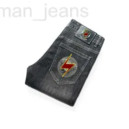 Męski projektant dżinsów 2021 MEDUSA Modna marka szarych nowych dżinsów małych nóg męskie elastyczne szczupłe spodnie Mężczyźni J5Z3