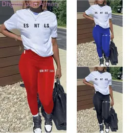 2023 Tracksuit Två stycken Set för kvinnor Silmbyxor Passar Womens 2 Pieces Jogger 2023 Letters Tryckt Kort ärm Sexiga modestrumpdräkter