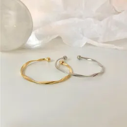Bracelete Classic Premium Estilo Retro Twisted Twist Metal Bracelet For Friend Sister Women Trend Girls Open Jewelry Gift Accessories