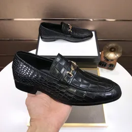 Grand Prix Guangzhou Leather Men's DESIGNERS Fivela de metal British Business Casual Shoes Cor sólida Vestido quadrado Pedal Sapatos de casamento