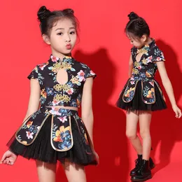Abiti da ragazza Ragazze Party Kids Cheongsam Dress For Wedding Baby Qipao Performance per bambini Abiti da ballo Anno 230628