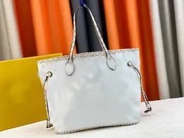 cf nuevo Bolso de moda de lujo de alta calidad para mujer keepall nabo Último color Crossbody Bolsos monogramas Bolso Mujer Verano Luxurys Marcas Bolsos de hombro