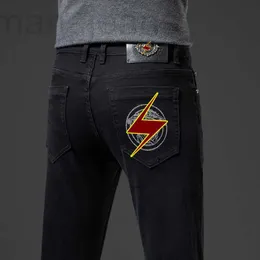 Jeans masculino designer de marca de moda masculina de alta qualidade 2021 outono e inverno novas calças retas bordadas de perna pequena GFHP