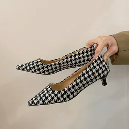 Boots Houndstooth High Heels Female 2022 Spring New Simple Temperament Pointed grunt mun Midheeled Shoes Female Stiletto Sexig