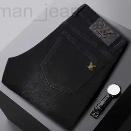 Mäns jeansdesigner 2022 Autumn/Winter New Brand Slim Fit Elastic Small Straight Leg Black Fashion Pants 3RKI