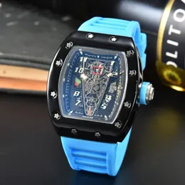 Top Luxury Mens Watch Quartz Chronograph Swiss Mens Wristwatch Hip Hop Rubber Strap Sport Men Watch Male watches