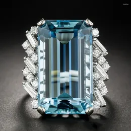 Anelli a grappolo Gioielli YaYI di lusso Taglio principessa di alta qualità Enorme blu Cubic Zirconia Colore argento Fidanzamento Regali per feste di matrimonio