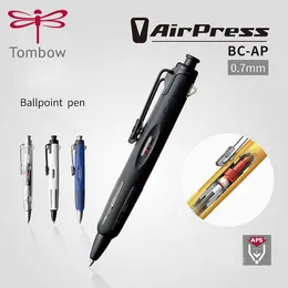 Długopisy 1PCS Japońskie tombow BCAP ciśnienie powietrza Oley Pen Pen 0,7 mm Office Cute Pomiar Mokry papier zewnętrzny można również napisać