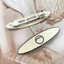 Luxury Brand Designer Hair Clips Barrettes High End Fashion Letter C Designer Hairpin Popular Brand Headwear New High-end Fine Design Hair Clip For Women Girls