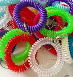 Keychains 40 Pcs Wristlet Stretchable Plastic Wrist Keychain Bracelet Coil Band Key Ring Chain Holder Tag