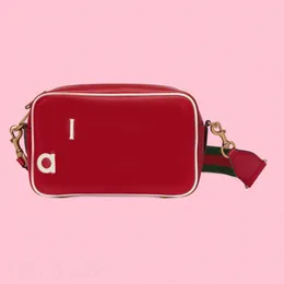 Herren-Designer-Taschen, Umhängetaschen für Damen, kleine Größe, grünes und rotes Gurtband, modische, weiche Leinwand, vergoldete Schultertaschen, beliebte tragbare Reisetaschen, C23
